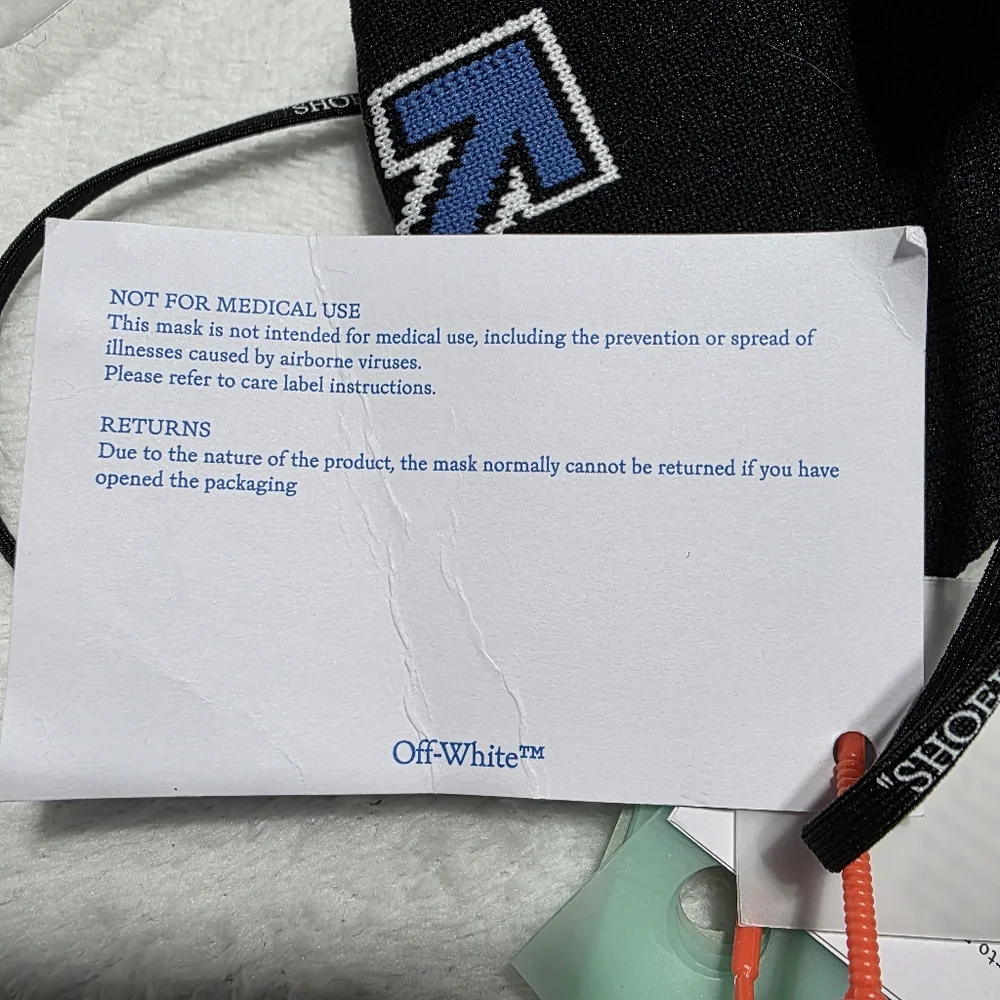 NWT Off-White Arrows motif face mask Black Blue L/XL